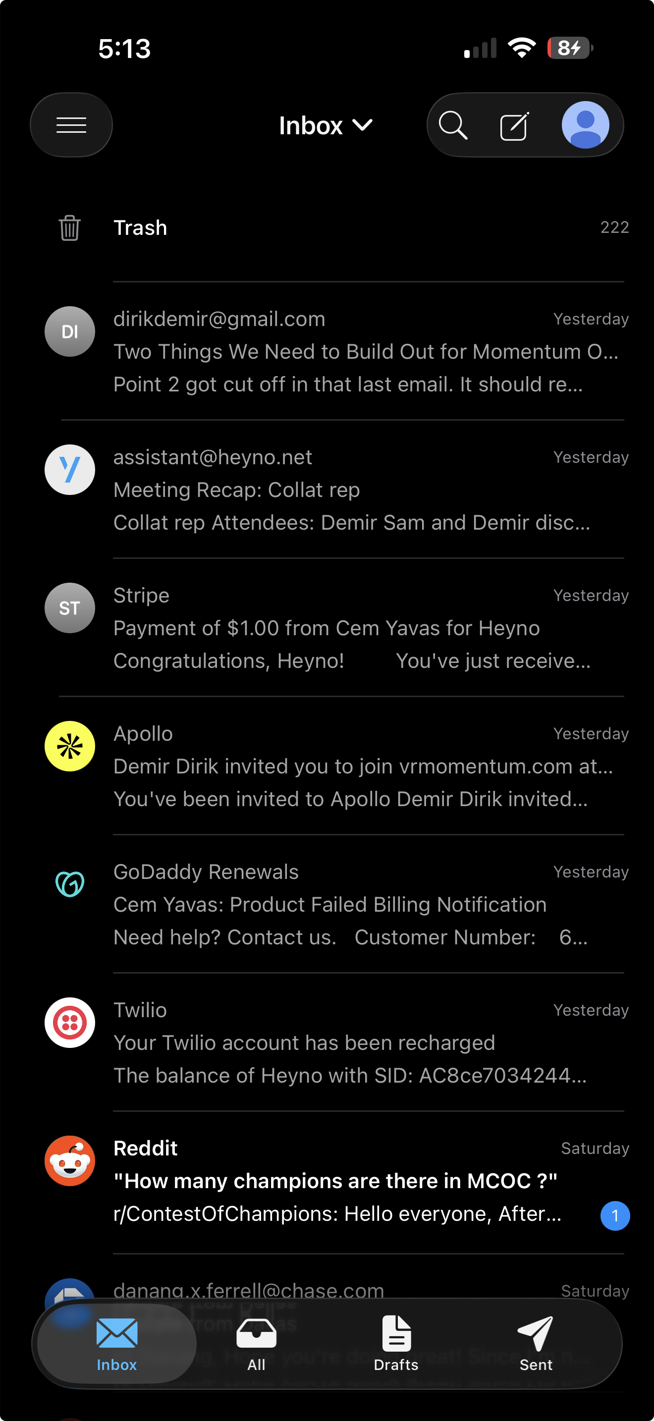 Heyno mail on iPhone, dark mode